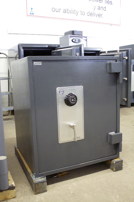 Used Armor 3026 TL15 High Security Steel Plate Safe lackasafe